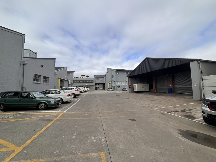 To Let commercial Property for Rent in Maitland Western Cape